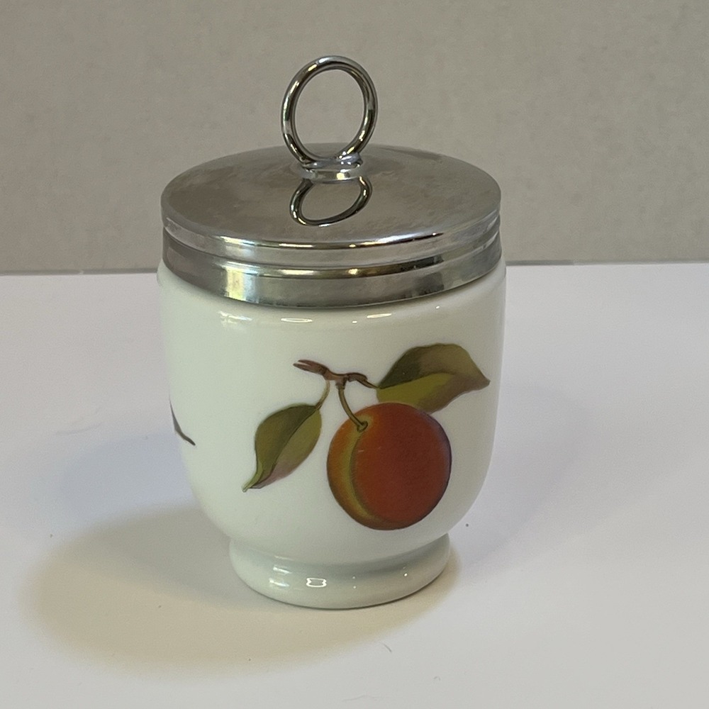 Vintage Royal Worcester Evesham Gold king size egg‎ coddley w/lid 3 1/8 Peach